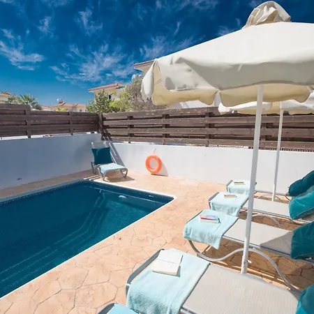 Villa Marimar *
